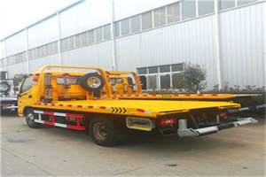 嘉荫附近拖车救援搭电